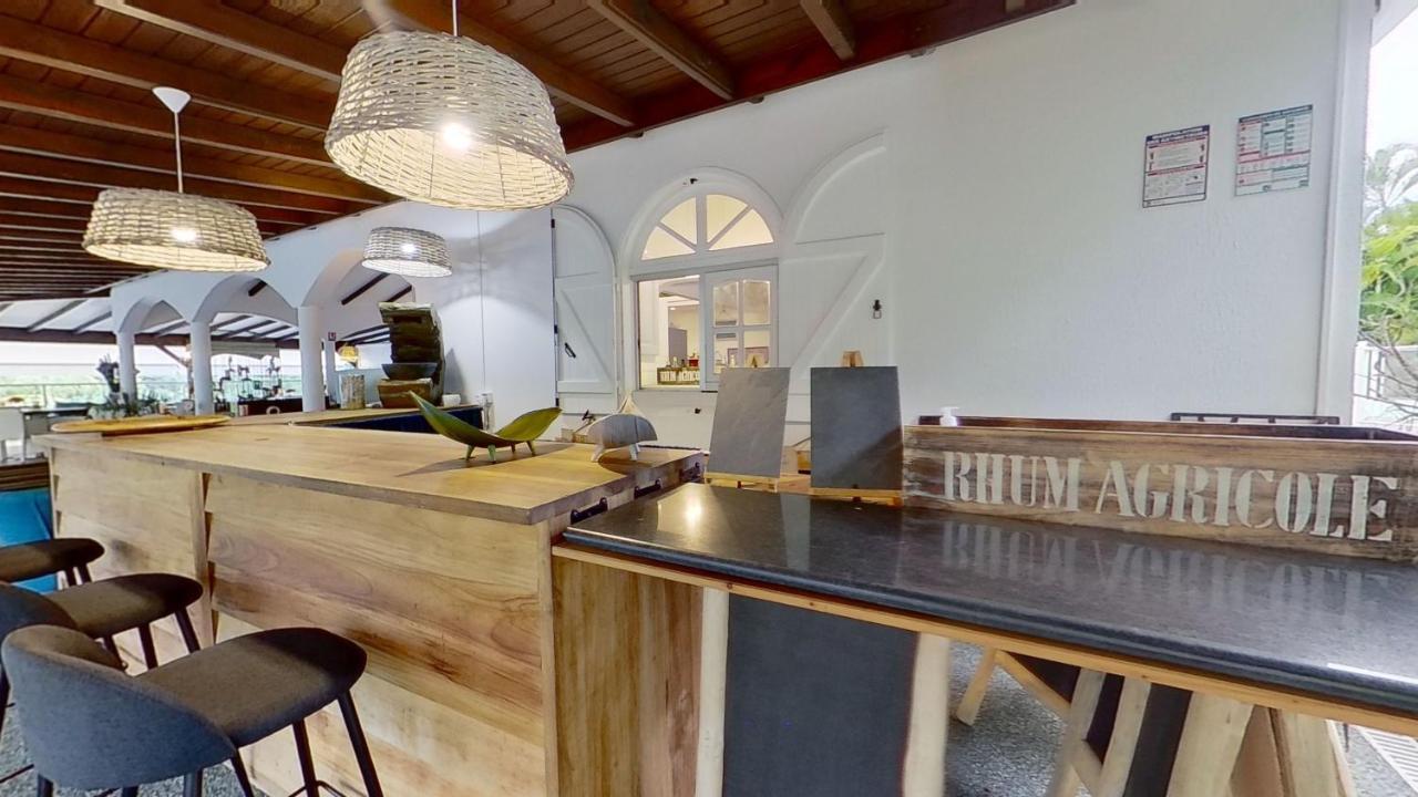 Green Lord Domaine - Lodges Piscine & Spa - Bar & Lounge - Restaurant Gastronomique Lamentin Exterior foto